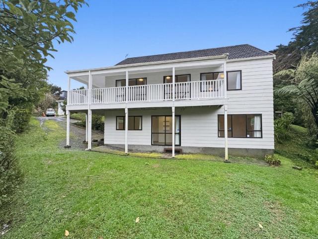 churton park, 4 bedrooms