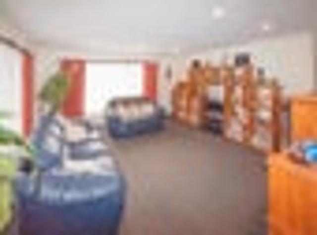 Churton Park, 5 bedrooms, $830 pw