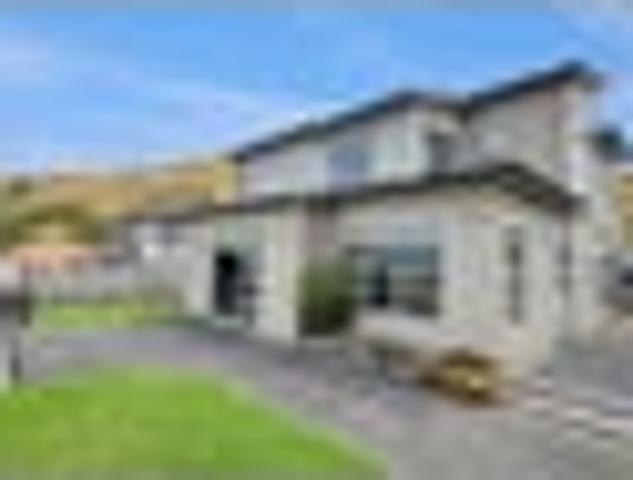 Churton Park, 5 bedrooms, $1230 pw