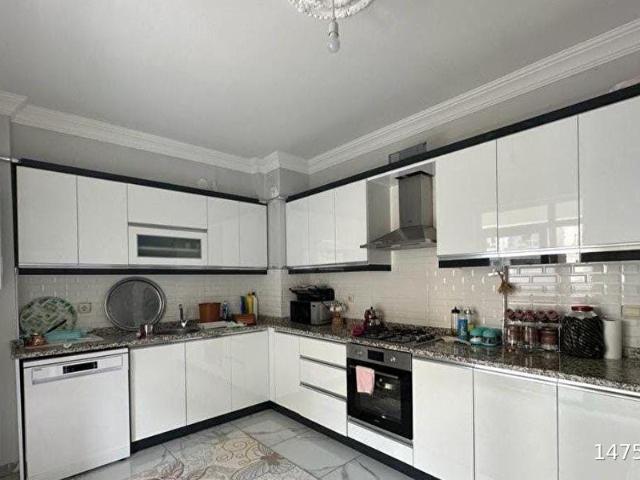 CİTY GAYRİMENKUL' DEN YENİ MAH. ÇARŞI MERKEZE YÜRÜME MESFALİ 3+1 SATILIK 130 M2 DAİRE