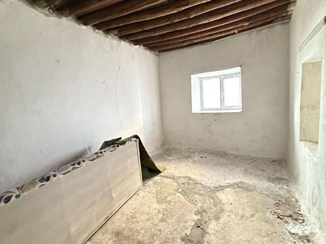 CİTY GAYRİMENKUL'DEN AYGÖSTEN REŞADİYE MAH. SATILIK AVLULU MÜSTAKİL EV