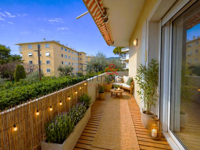 CIMIEZ 3/4P de 118M2 TERRASSE 18M2 BALCON GARAGE