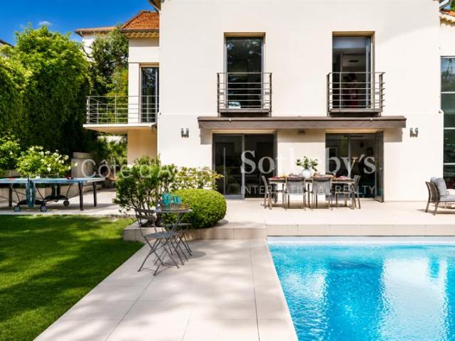 Cimiez Villa avec piscine et jardin paysager Parc Liserb
