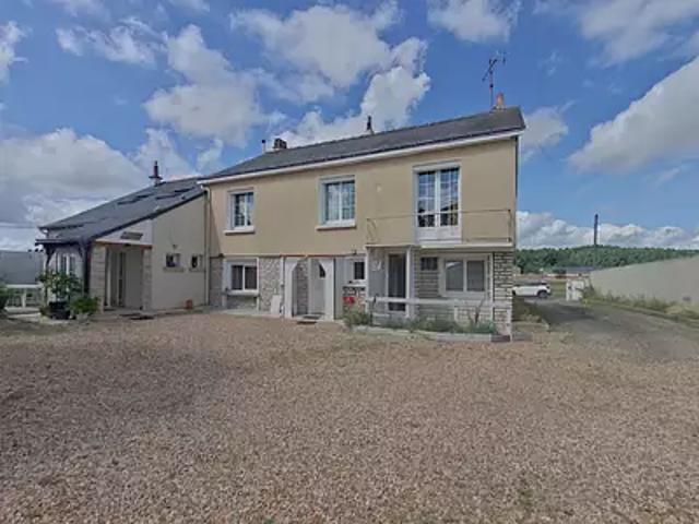 Cinais 37500 Achat / Vente maison 8 pièces t8 au dernier étage terrasse