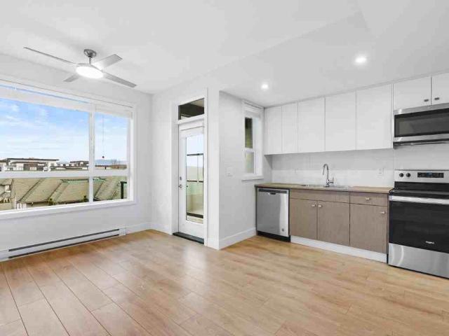 Cinema District Condos 2 Bedroom Apartment for Rent at 1516 Mccallum Rd, Abbotsford, BC V2S 0L9 Abbotsford Centre