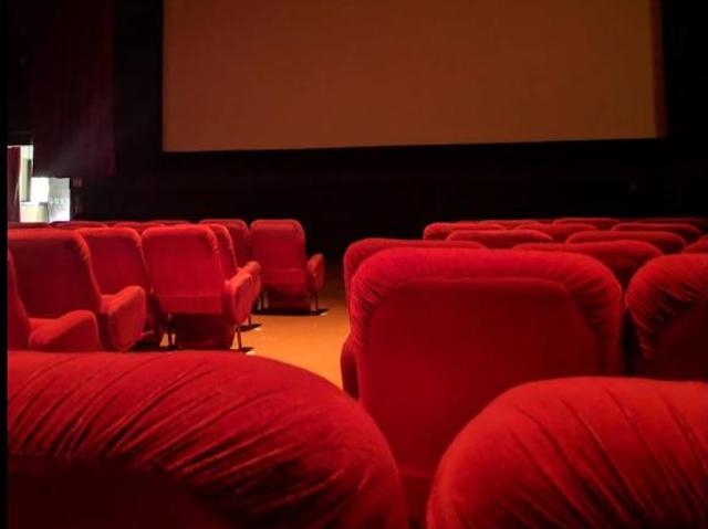 Cineteatro Girassol + Apartamento T1 Vila Nova de Milfonte. 610m² Vila Nova De Milfontes