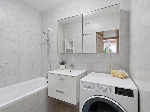 Ciche, dwustronne mieszkanie | Metro Wilanowska 42.4 m²