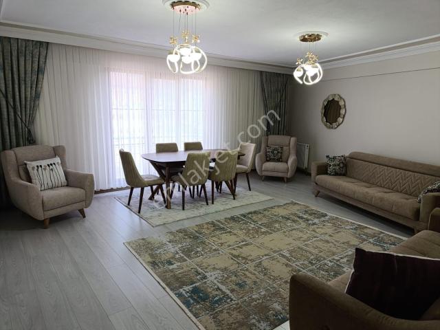 Cide Demirtaş Emlak Güvencesi İle Full Eşyalı Satılık 2+1 Daire