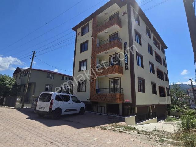Cide İlkim Emlak'tan Cumhuriyet Mahallesi'nde Sıfır 1+1