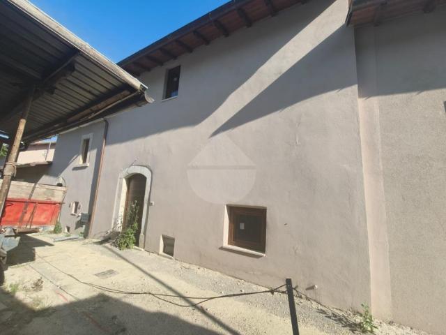 Cielo Terra / Terratetto in vendita a L'Aquila Bazzano
