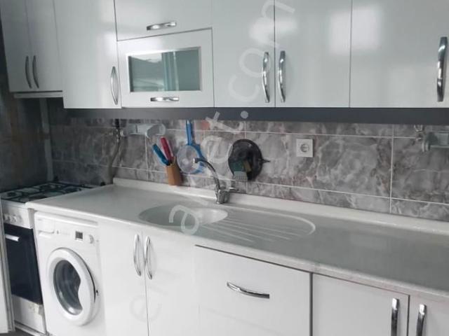 Ciftklik Caddesi Uzerinde İci Yapılı Satılık Daire