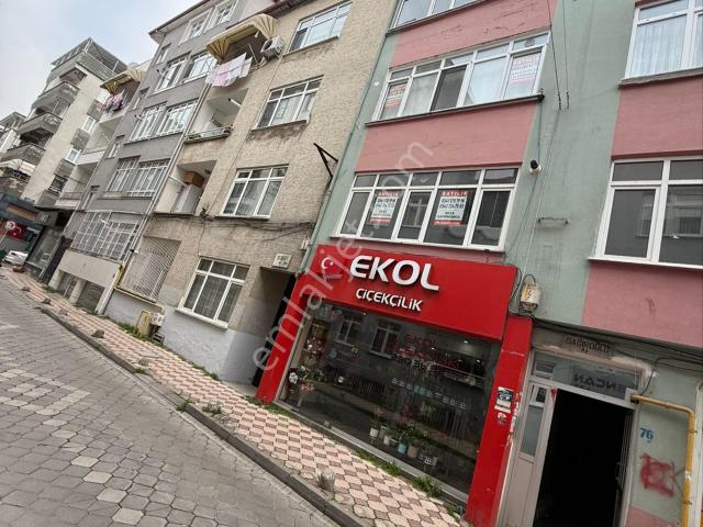 Ciftlik Mahallesinde İci Full Yapılı Satılık Daire