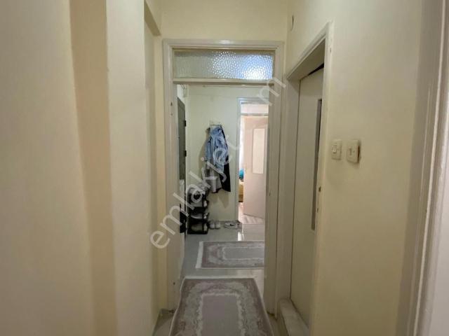 Ciftlik Mahallesinde İci Temiz Satılık Daire
