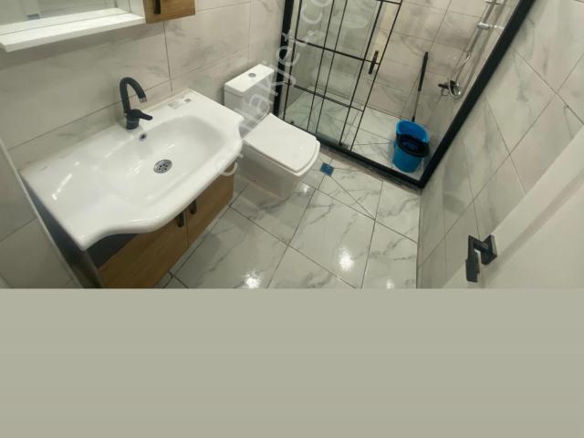 Ciftlik Caddesine Yakın İci Full Yapılı Satılık Daire