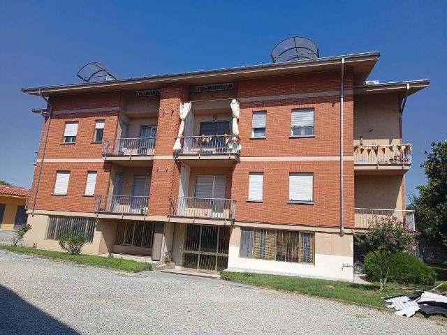 Cigliano zona residenziale si affitta: A REFERENZIATI