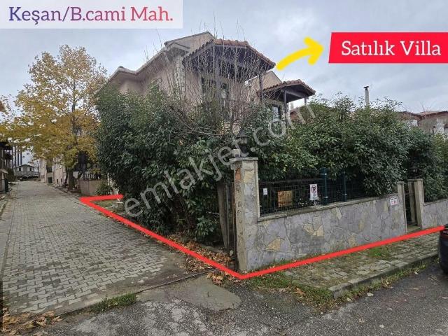 Cihan Şapçı G&y keşanın En Nezih Mah.'de Satılık Lüks Villa. !