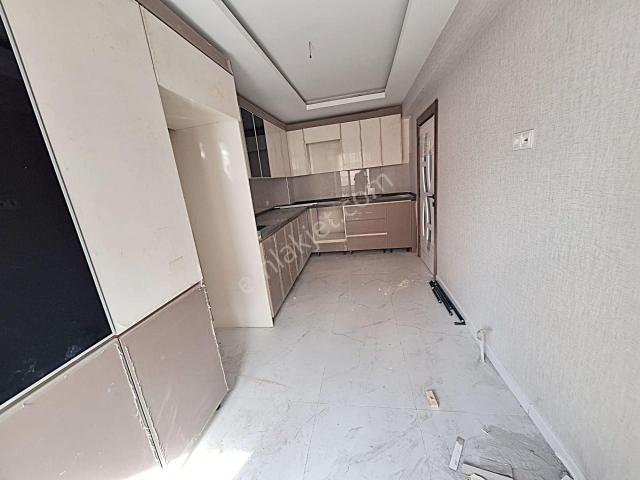 Cihanadan Yunus Emre Mah Etlik Şehir Hastane Yakının 2+1