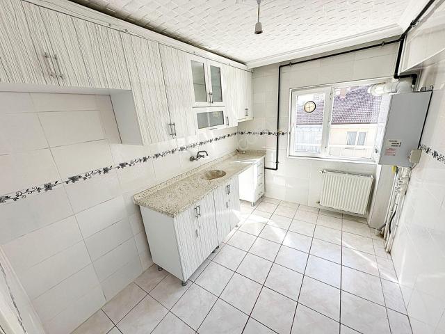 Cihandan Etlik Şehir Hastanesine Yakın Seval Cad. Üzerinde Daire