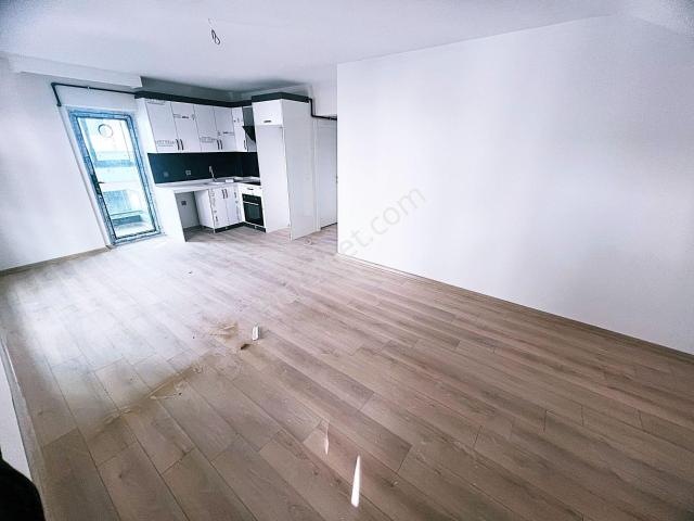 Cihandan Güventepede Ful Yapılı Cadd Yakını Sıfır Satlık 2+1 Dub