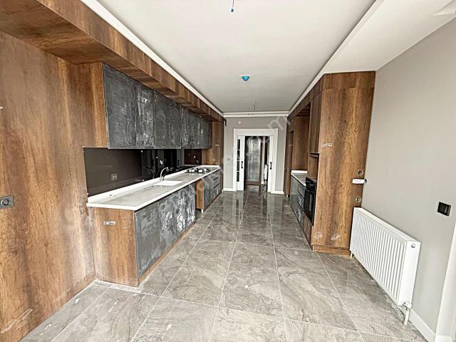 Cihandan Pamuklarda Etlik Şehir Hastane Yakını Manzaralı 3+1
