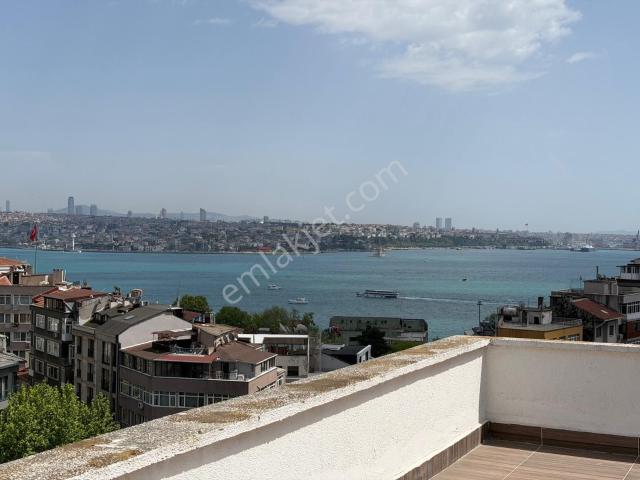 Cihangir Pürtelaşta Deniz Manzaralı Teraslı Geniş 2+1