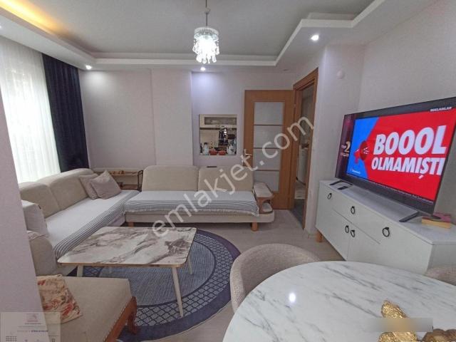 Cihangirde Osmanpaşa Cad. Üzerinde Yeni Binada 85 M2 2+1 İskanlı