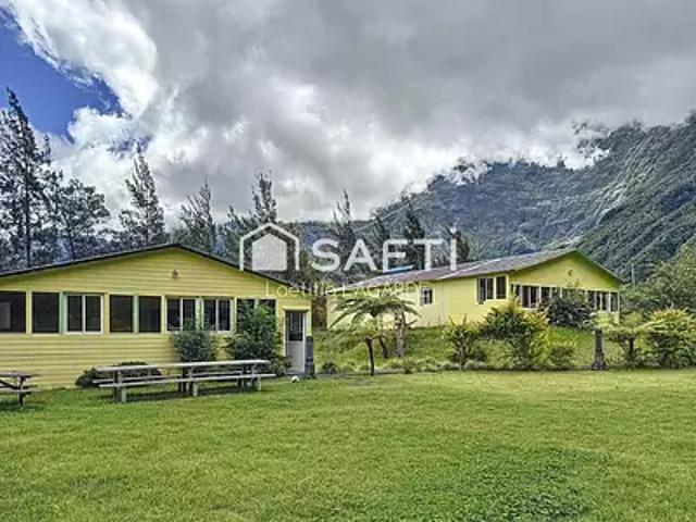 Cilaos 97413 Achat / Vente maison 22 pièces t22 terrasse