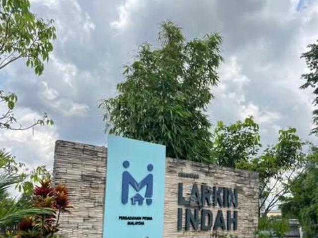 CIQ Woodlands Prima Larkin Indah 3 Bedroom Terminal Larkin