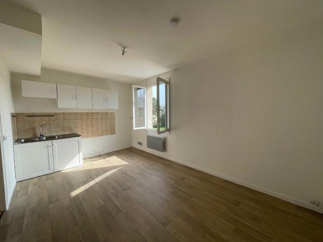 Cires lès mello centre T2 32m2