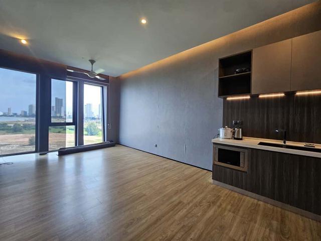City of Dreams 1185sqft Partial Furnished 2 Car Parks Tanjong Tokong
