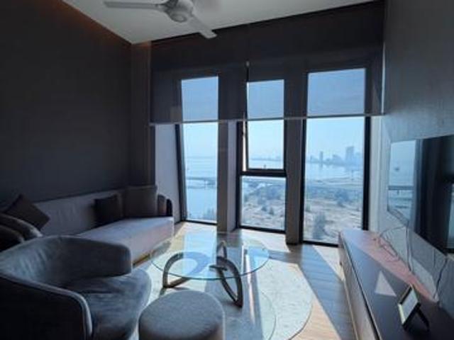 City of Dreams Middle Floor 1185sft Fully Furnished 2 Carparks