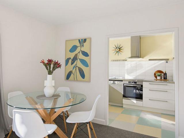 City Apartment with Sun, View + Garage