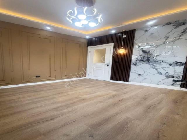 City Center Avm Dibinde Kelepir 2+1 Satılık Düz Giriş !