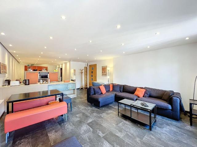 City Center – Beautiful furnished and renovated loft