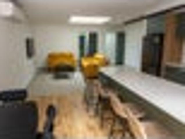 City Centre, 4 bedrooms, $1200 pw