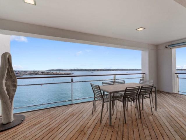 city centre, 4 bedrooms