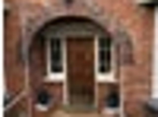 City Centre, 5 bedrooms, $1050 pw