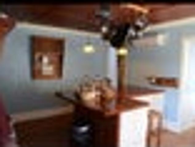 City Centre, 5 bedrooms, $220 pw