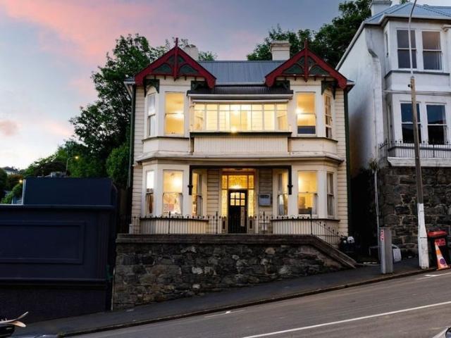 city centre, 5 bedrooms