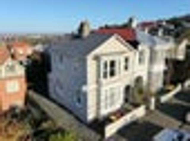 City Centre, 5 bedrooms, $950 pw