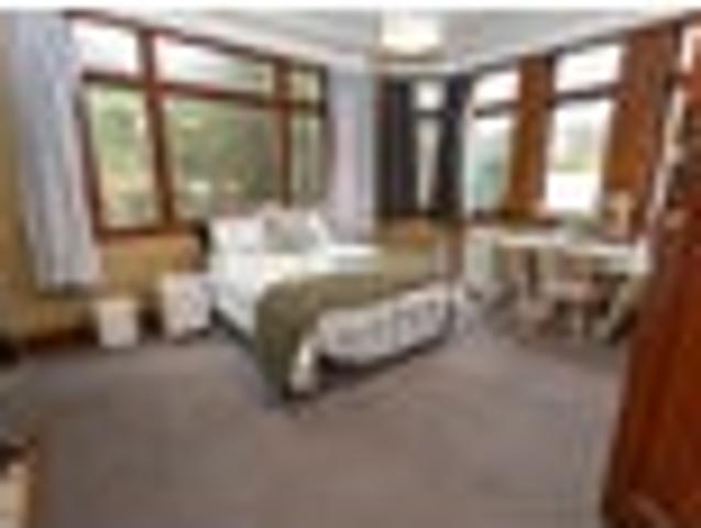 City Centre, 6+ bedrooms, $1260 pw