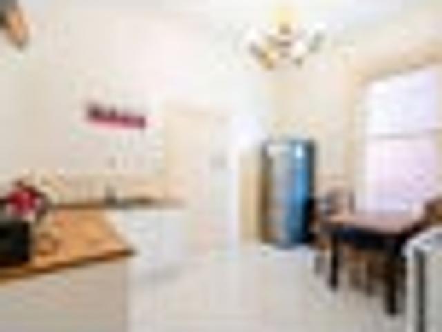 City Centre, 6+ bedrooms, $210 pw