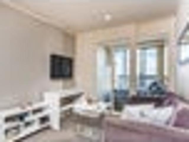 City Centre, 2 bedrooms, $450 pw
