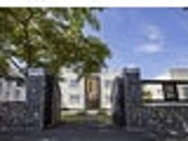 City Centre, 2 bedrooms, $495 pw