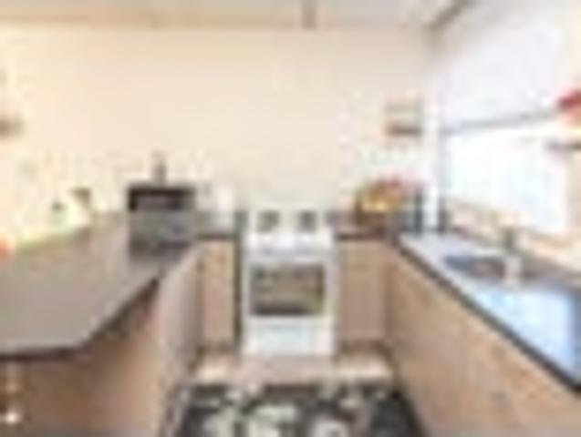 City Centre, 2 bedrooms, $400 pw