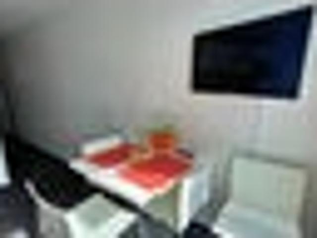 City Centre, 2 bedrooms, $500 pw