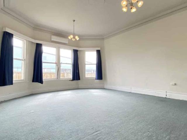 CITY CENTRE 2 BEDROOMS