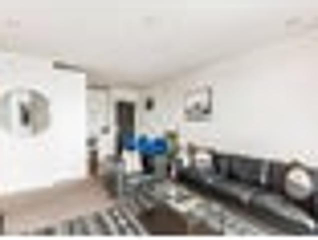 City Centre, 2 bedrooms, $620 pw