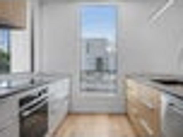 City Centre, 2 bedrooms, $620 pw