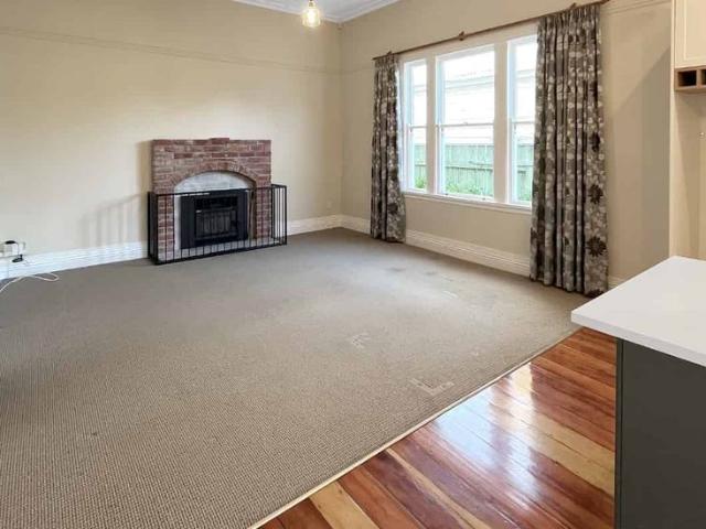 CITY CENTRE 3 BEDROOM